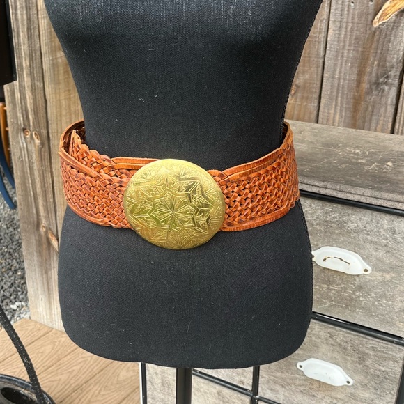 Talbots Accessories - Talbots leather hip /waist belt/ brass buckle 35” length not including buckle